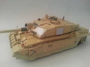 Chalenger 2_1:25.jpg