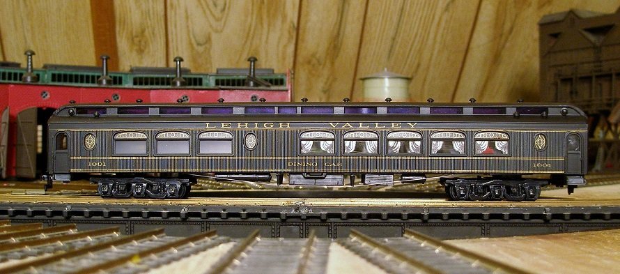 2 Dining Car - Copy.JPG