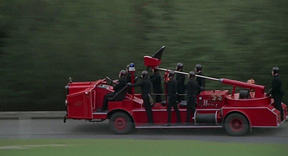 Fahrenheit 451 Fre Wagon.JPG
