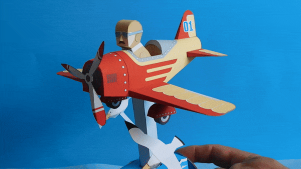 Travelig pilot automata GIF.gif