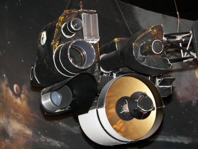 Voyager_NASM2009RK_09 sm.jpg