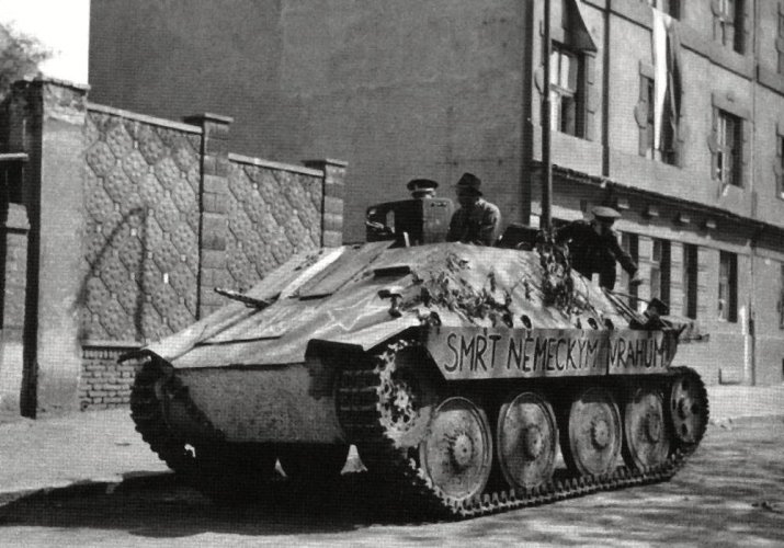 ERP631303_11_VHA_Hetzer.jpg