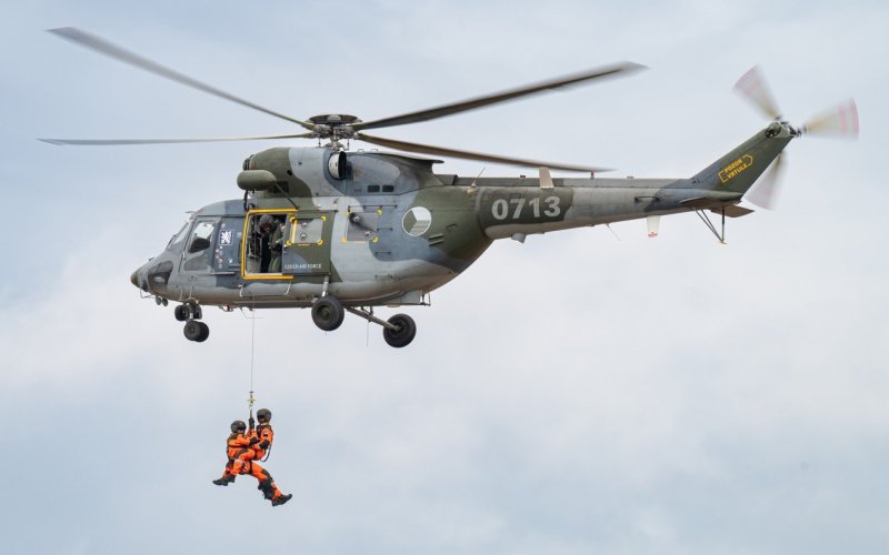 Czech_Air_Force_PZL_W-3A_Sokół_0713_Royal_International_Air_Tattoo_2025_05.jpg