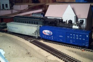 gauge box and grain hopper.jpg