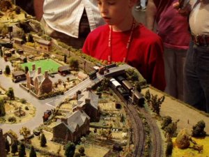 n gauge with kid.jpg