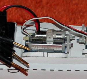 lff servos insert.jpg