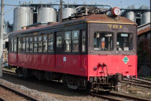 Choshi_Electric_Railway_deha701.jpg