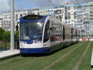 metro_cova_da_piedade.jpg